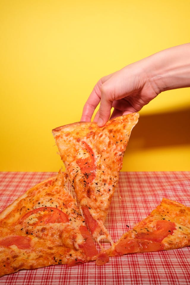 Costco Pizza Calories: Nutrition Facts and Tips for Healthier Choices